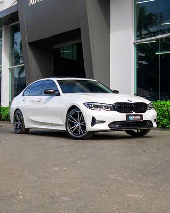 BMW 320i 2.0 16V TURBO GASOLINA SPORT AUTOMÁTICO